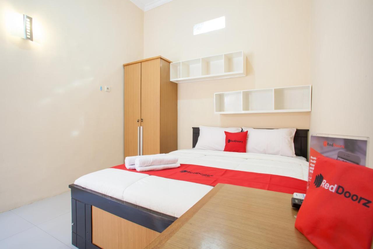 Reddoorz Syariah Near Untag Banyuwangi Hotell Banyuwangi  Eksteriør bilde